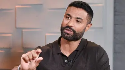 كريم فهمي يعلن قطع علاقته بفنان شمت في شقيقه أحمد فهمي