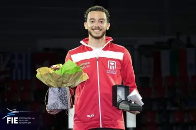 وزير الرياضة يهنئ محمد السيد بعد التتويج بذهبية كأس العالم للمبارزة