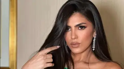 فستان أسود لامع.. زوجة ماجد المصري تتألق بإطلالة ساحرة