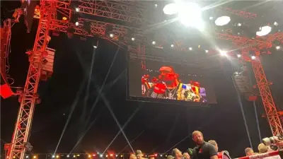 أوسيك يتوج بطلاً لنزال 