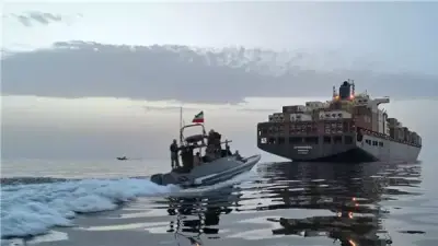 إيران تنفي عودة مضيق هرمز لوضعه قبل الحرب ردًا على ترامب