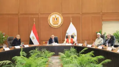قنصوة يوجه بالإسراع بتدويل الجامعات المصرية وتصدير التعليم