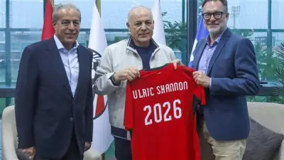 أبو ريدة يستقبل السفير الكندي في اتحاد الكرة استعداداً للمونديال