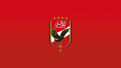 فرج عامر: الأهلي لا يزال العلامة الأقوى تسويقيًا في مصر