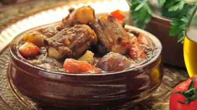 طريقة تحضير طاجن الكوارع.. خطوات بسيطة لمذاق لذيذ