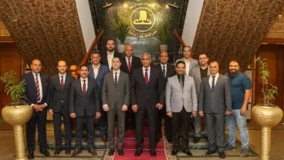 محافظ كفر الشيخ يستقبل القيادات التنفيذية لتبادل التهنئة بالعيد