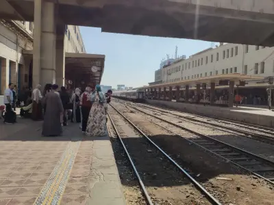 وزير النقل يتفقد انتظام العمل بمرفقي السكة الحديد والمترو