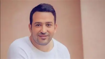 تامر حسين يدافع عن عزيز الشافعي بعد هجوم ديو بحرية