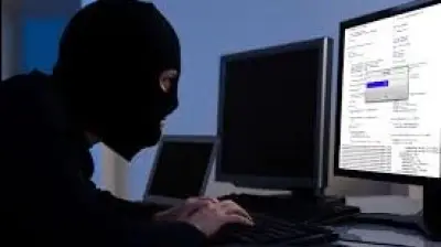 عقوبات صارمة تصل للسجن لإنشاء الحسابات المزيفة على التواصل الاجتماعي