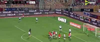 التعادل السلبي يحسم الشوط الأول بين مصر وروسيا في كأس العالم