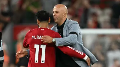 ليفربول يقيل آرني سلوت ويستقر على الإسباني إيراولا بديلاً