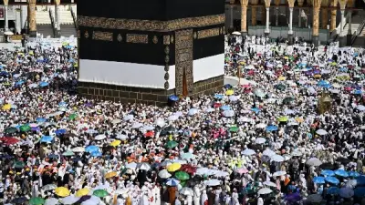 بالفيديو: حجاج بيت الله الحرام يؤدون طواف الوداع في ختام مناسك الحج