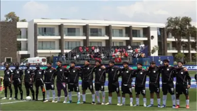 منتخب الناشئين بالزي الأبيض أمام المغرب في مباراة برونزية أمم أفريقيا