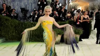 أغرب إطلالات حفل Met Gala 2026: صور تخطف الأنظار