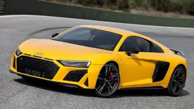 أيقونة السرعة: أودي R8 الخارقة وتاريخ من الأداء والتقنيات المتطورة