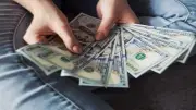 سعر الدولار اليوم الأحد 10 مايو 2026 مقابل الجنيه المصري في البنوك
