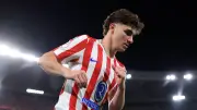 أتلتيكو مدريد يحدد سعر ألفاريز لبرشلونة بـ100 مليون يورو