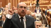 وهبة يطالب بتطبيق نموذج الثانوية الإنجليزية وإعداد 100 نسخة امتحان