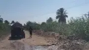 تحرير 11 محضرًا ضد سيارات كسح لإلقاء مخلفاتها في الترع بأبوتشت في قنا