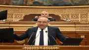 وزير الطيران: خسائر مصر للطيران تتراجع لـ13 مليار جنيه وخطة لتصفيرها