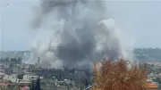 جيش الاحتلال يشن هجمات على حزب الله في صور ويصيب 13 من طاقم مستشفى