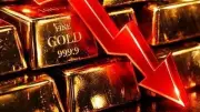 الذهب يخسر 130 دولاراً للأوقية في تراجع عالمي جديد
