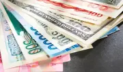 أسعار العملات اليوم الجمعة 15 مايو 2026 في البنوك المصرية