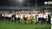 السفارة الأمريكية تهنئ الزمالك بفوزه بالدوري المصري للمرة الـ15