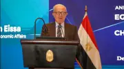 حسين عيسى يعلن خطة الحكومة لإعادة هيكلة الاقتصاد وطرح 16 شركة في البورصة