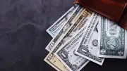 سعر الدولار اليوم الأحد 17 مايو 2026 في البنوك المصرية (آخر تحديث)
