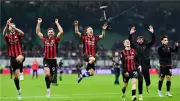 ميلان يخسر أمام كالياري 2-1 في ختام الدوري الإيطالي