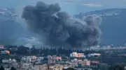 جيش الاحتلال يقصف أكثر من 20 موقعاً لحزب الله في جنوب لبنان
