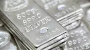 الفضة تهبط 20% وسط اضطرابات الأسواق العالمية والتوترات الجيوسياسية