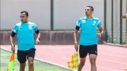 أوسكار رويز يراجع حالات تحكيمية مع حكام الدوري ويغادر لأمريكا 25 مايو