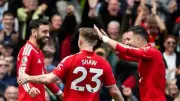 مانشستر يونايتد يفوز على نوتنجهام 3-2 في مباراة مثيرة بالدوري الإنجليزي