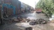 انقطاع المياه عن 3 مناطق في إسنا بالأقصر بعد كسر مفاجئ بخط صرف صحي