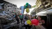 العيد في 3 دول عربية.. فرح مؤجل وأمل معلق وسط الصراعات