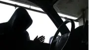 حبس عاطل 4 أيام لسرقته سيارة ميكروباص في رمسيس