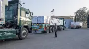 دخول 4 قوافل إماراتية بمساعدات 930 طنًا لغزة وكسوة العيد