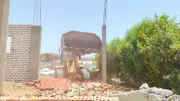 أسيوط: إزالة 41 حالة تعد على أراضي الدولة والزراعة ومخالفات بناء