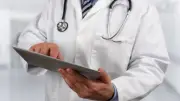نقابة الأطباء تحتفل بيوم الطبيب الـ48 برعاية الرئيس وحضور الوزير غدا السبت