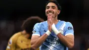 5 أسباب تجعل مرموش البديل المثالي لليفاندوفسكي في برشلونة