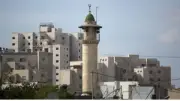 الاحتلال يصادق على قانون لتقييد رفع الأذان في المساجد بغرامات تصل لـ50 ألف شيكل