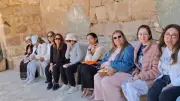 سانت كاترين تستقبل 540 سائحًا في رحلة روحانية بين جبل موسى ودير التجلي