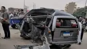 إصابة 7 أشخاص في انقلاب سيارة أجرة بكوبري محمد نجيب بالإسكندرية