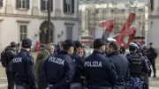 حادث دهس وطعن في مودينا الإيطالية يصيب 7 أشخاص بينهم حالتان خطيرتان