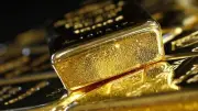الذهب يقترب من 8000 جنيه و4691 دولار للأوقية وسط ترقب عالمي للفائدة والدولار