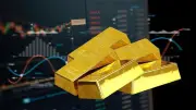الذهب يتجه لخسارة أسبوعية مع مخاوف التضخم من ارتفاع النفط