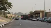 الأهلي يصل استاد القاهرة لمواجهة الزمالك في قمة الدوري