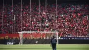 أحمد سليمان يستقبل أعضاء إدارة الأهلي قبل قمة الدوري المصري